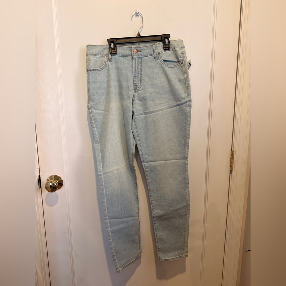 Old Navy Women's Light Blue Skinny Jeans